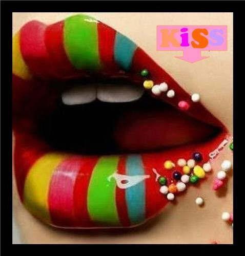 http://i805.photobucket.com/albums/yy331/Yinkkkk/kiss.jpg