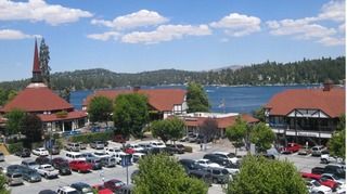 Lake Arrohead Village photo LakeArrowhead02.jpg