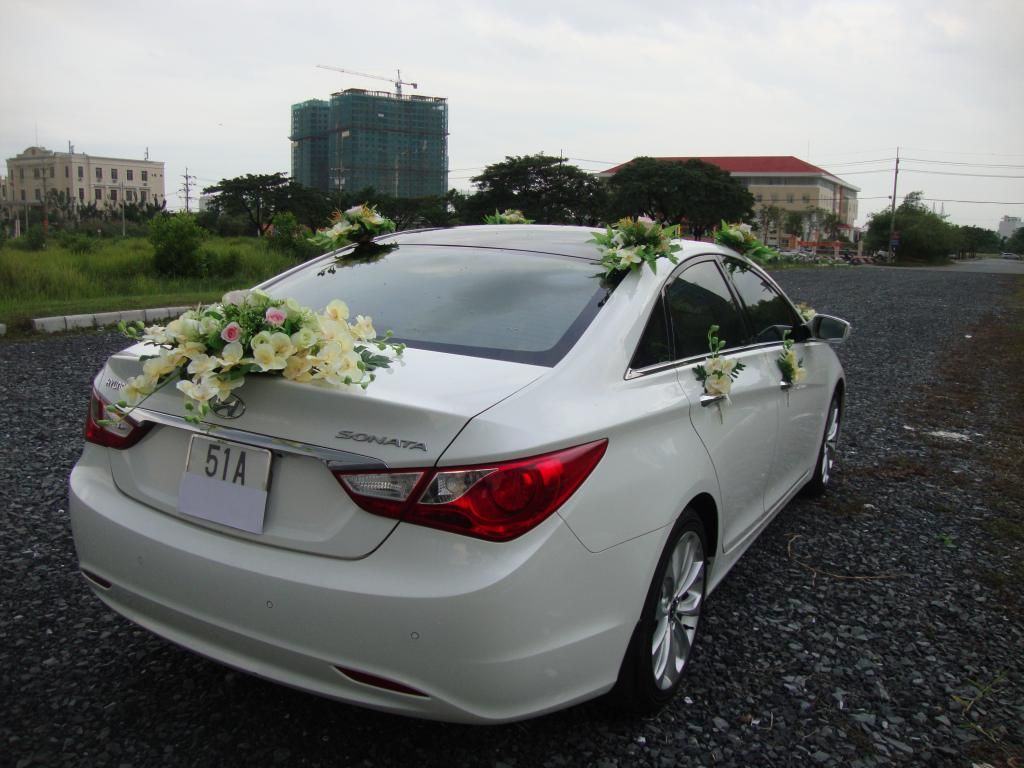 Cho thuê xe cưới hyundai sonata màu trắng - 3