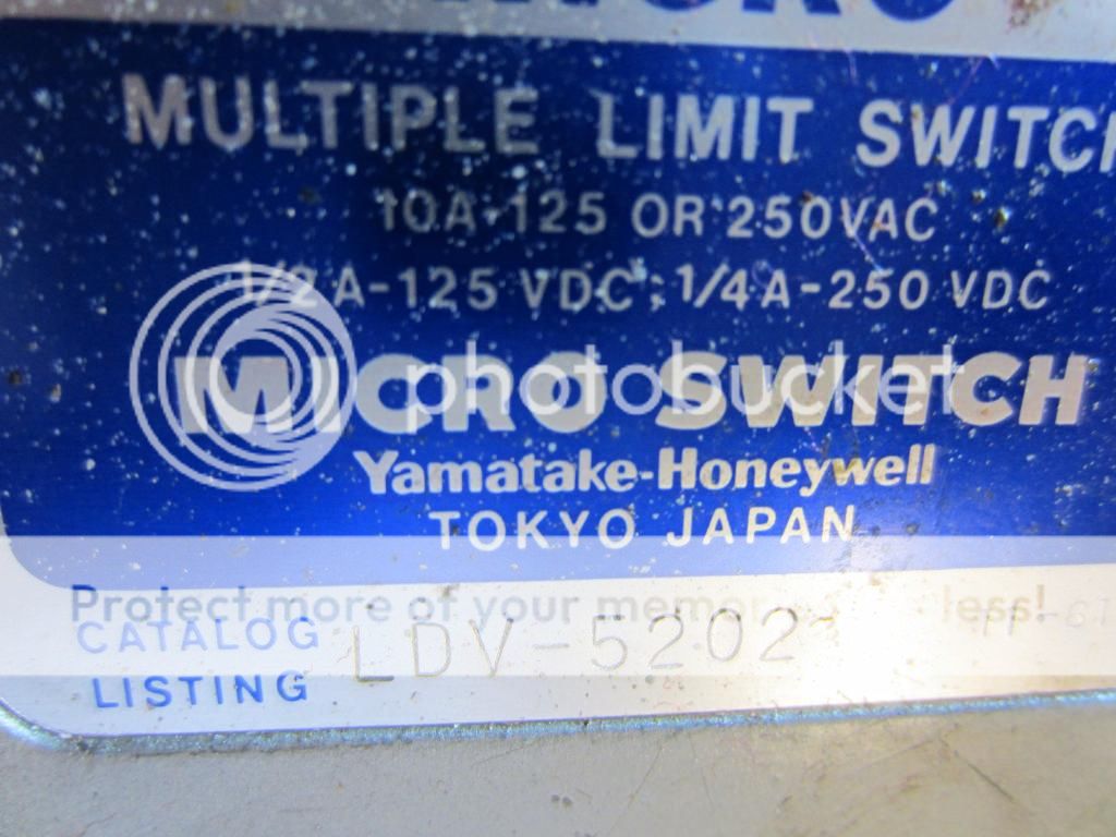   MULTIPLE LIMIT MICRO SWITCH LDV 5202 LDV5202 KITAMURA JIG CENTER 7 CNC