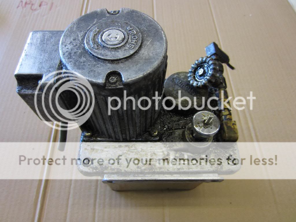 SHOWA YMAS 3 3 PHASE INDUCTION MOTOR 10W JEC 37 10WJEC37 STAR 046249 