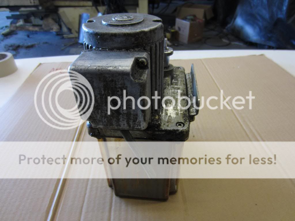 SHOWA YMAS 3 3 PHASE INDUCTION MOTOR 10W JEC 37 10WJEC37 STAR 046249 